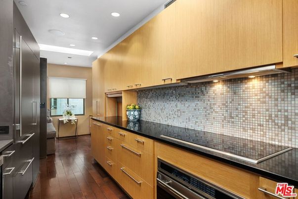 Dining room, Interior, Kitchen, Recessed Lighting, Stainless Steel Appliances, Wood Texture Flooring