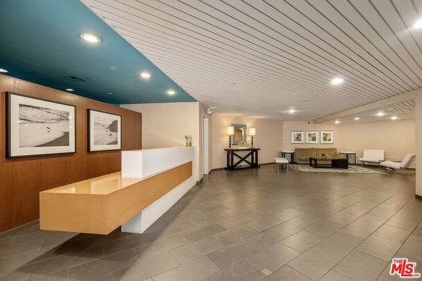 Interior, Recessed Lighting, Wooden Walls