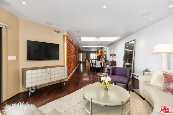 Dining room, Interior, Living room, Recessed Lighting, Wood Texture Flooring