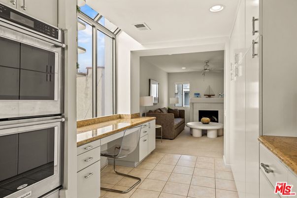Fireplace, Interior, Kitchen, Living room, Recessed Lighting