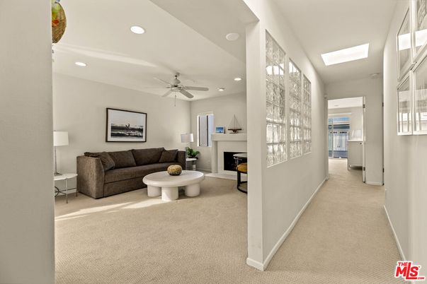 Fireplace, Interior, Living room, Recessed Lighting