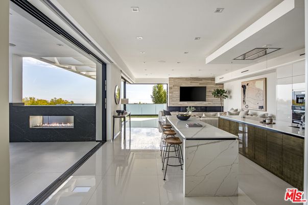 Fireplace, Interior, Kitchen, Living room, Pendant Lights, Recessed Lighting, Stainless Steel Appliances