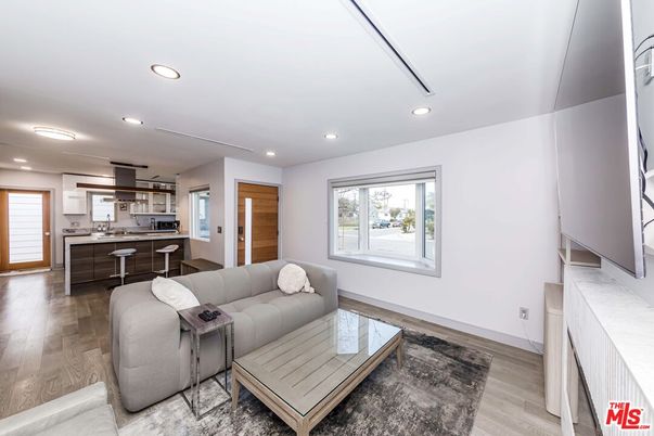 Interior, Kitchen, Living room, Recessed Lighting, Wood Texture Flooring