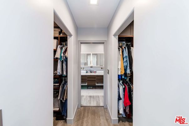 Interior, Recessed Lighting, Walk-in Closets, Wood Texture Flooring