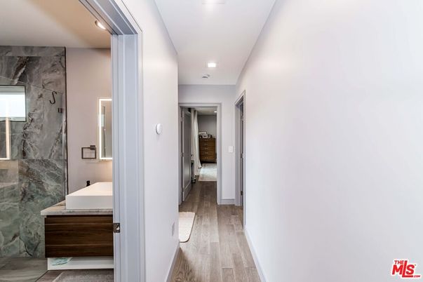Bathroom, Interior, Marble Walls, Recessed Lighting, Wood Texture Flooring