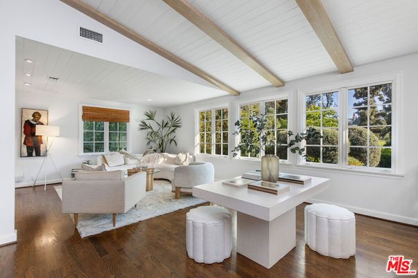 Interior, Living room, Recessed Lighting, Wooden Beams, Wood Texture Flooring