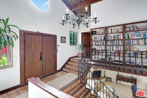 Chandelier, Interior, Wooden Beams