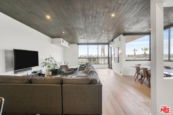 Dining room, Interior, Living room, Recessed Lighting, Wooden Ceilings, Wood Texture Flooring