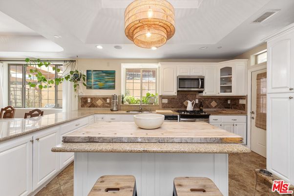 Chandelier, Interior, Kitchen, Recessed Lighting