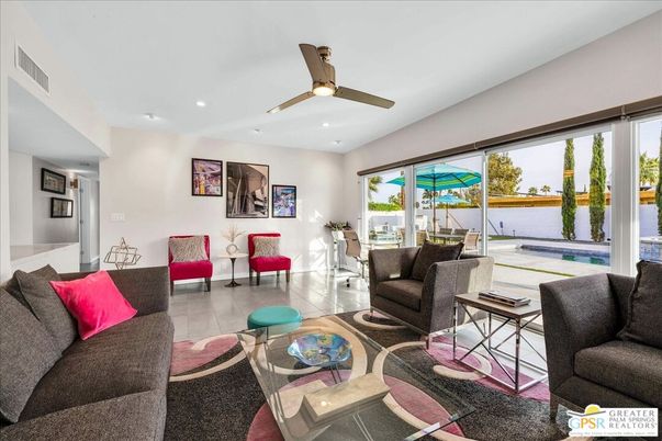 Interior, Living room, Recessed Lighting, Water