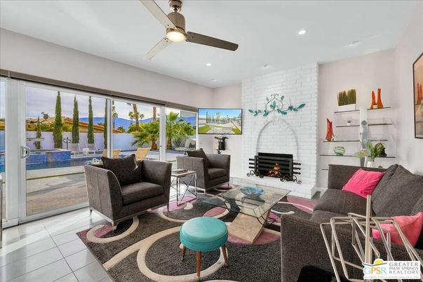 Fireplace, Interior, Living room, Recessed Lighting, Stone Walls, Water