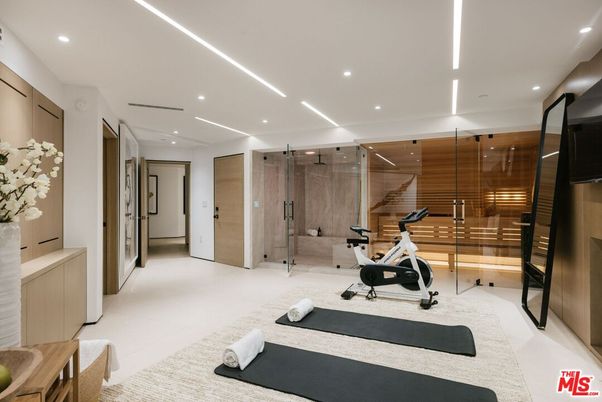 Fitness Equipment, Interior, Recessed Lighting