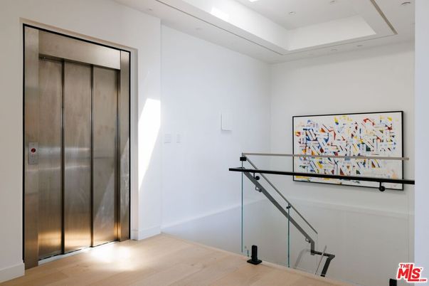 Elevator, Interior, Recessed Lighting, Wood Texture Flooring