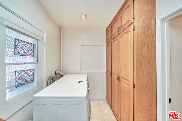 Interior, Recessed Lighting, Washer