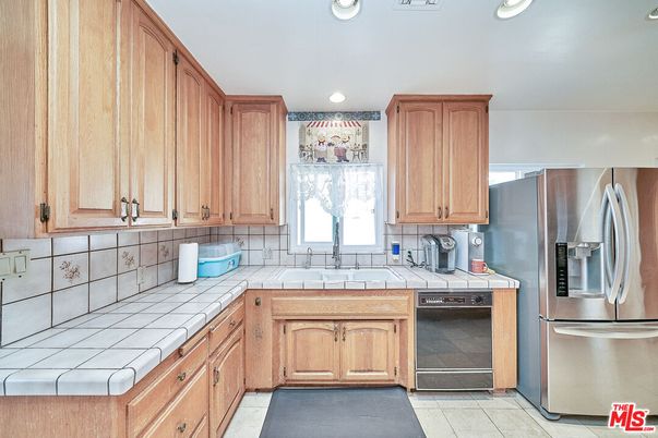 Interior, Kitchen, Recessed Lighting, Tile Countertops