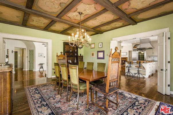 Chandelier, Dining room, Interior, Kitchen, Stainless Steel Appliances, Wooden Beams, Wood Texture Flooring