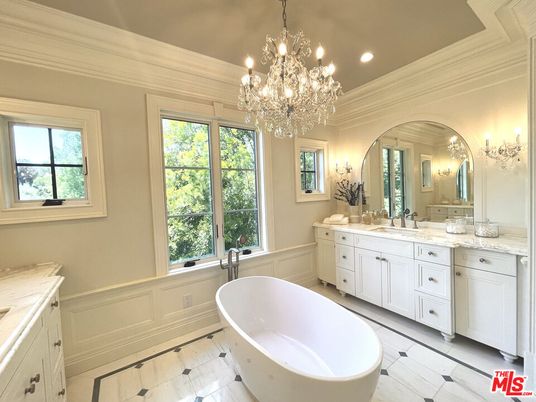 Bathroom, Chandelier, Dual Sink Vanities, Free Standing Baths, Interior, Recessed Lighting