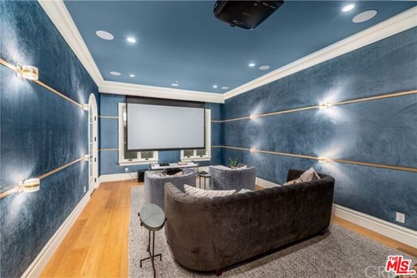 Interior, Projection Screen, Recessed Lighting, Theatre Room, Wood Texture Flooring