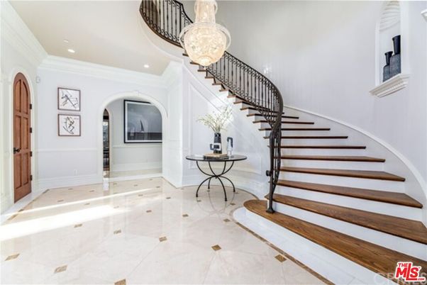 Chandelier, Interior, Recessed Lighting
