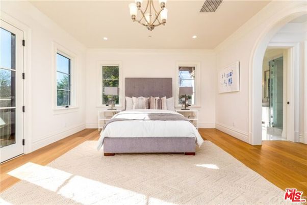 Bedroom, Chandelier, Interior, Recessed Lighting, Wood Texture Flooring