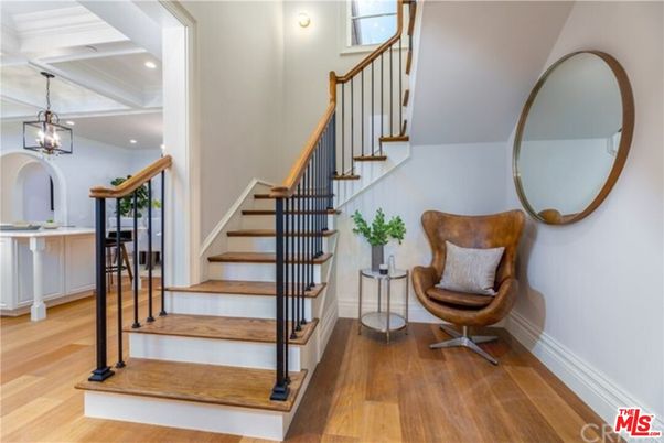 Interior, Pendant Lights, Recessed Lighting, Wood Texture Flooring
