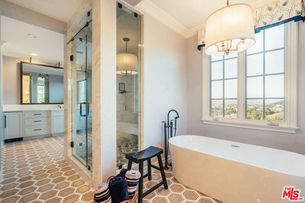 Bathroom, Free Standing Baths, Glass Shower, Interior, Recessed Lighting