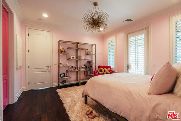 Bedroom, Interior, Pendant Lights, Recessed Lighting, Wood Texture Flooring