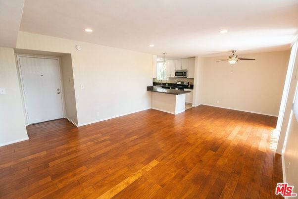 Empty room, Interior, Kitchen, Pendant Lights, Recessed Lighting, Wood Texture Flooring