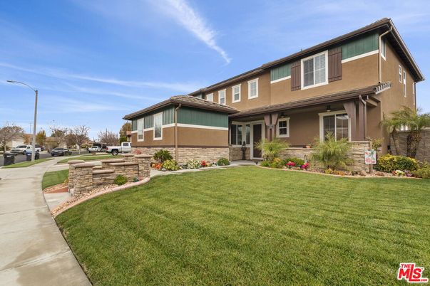 Backyard, Exterior, Facade, Mediterranean