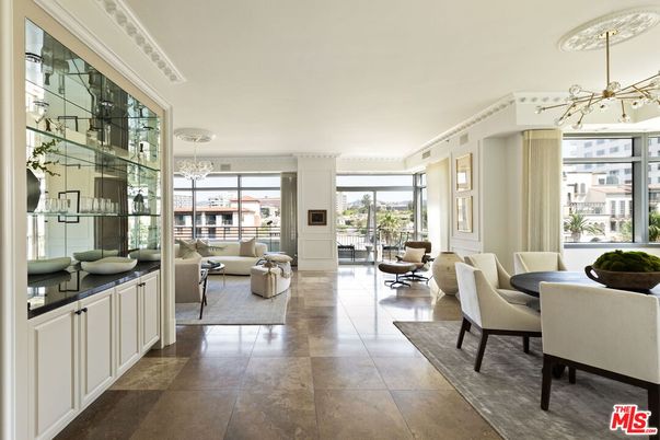 Interior, Living room, Pendant Lights