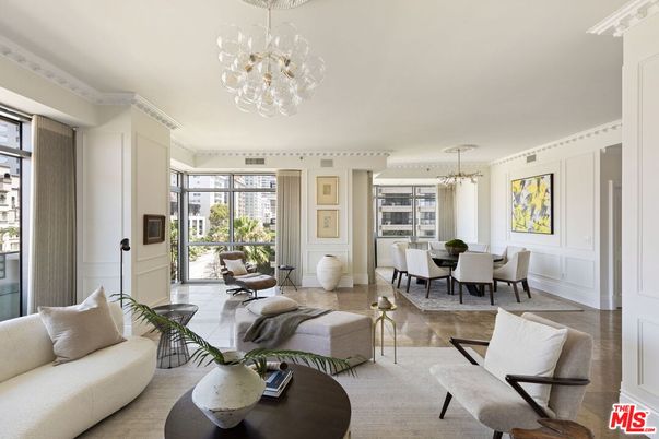 Chandelier, Dining room, Interior, Living room, Pendant Lights, Wood Texture Flooring