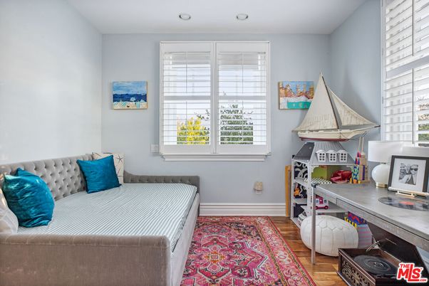 Bedroom, Home Office, Interior, Recessed Lighting, Wood Texture Flooring