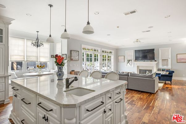 Fireplace, Interior, Kitchen, Living room, Pendant Lights, Recessed Lighting, Wood Texture Flooring