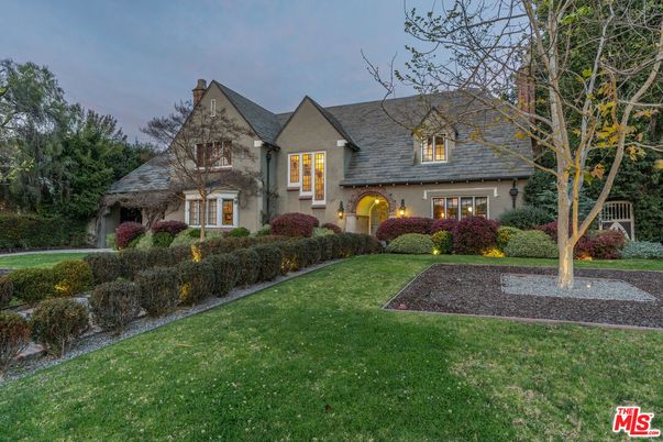 Backyard, Exterior, Facade, Tudor Revival