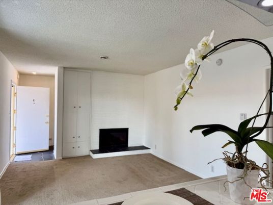Empty room, Fireplace, Interior, Recessed Lighting