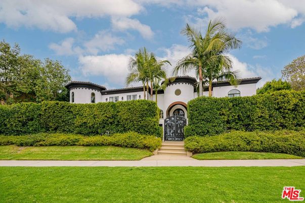 Backyard, Exterior, Facade, Spanish Mediterranean