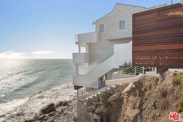 Exterior, Water
