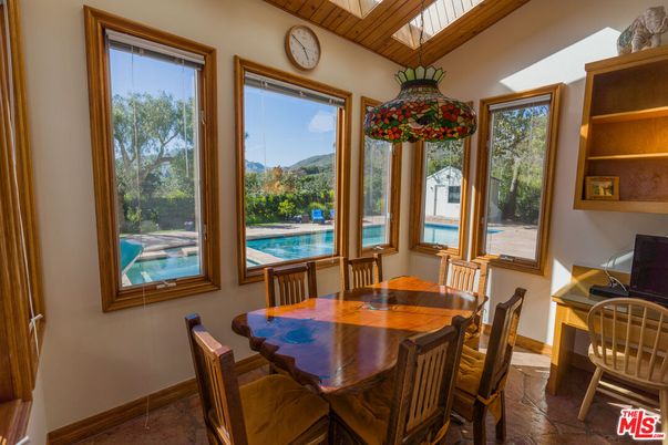 Dining room, Interior, Wooden Beams