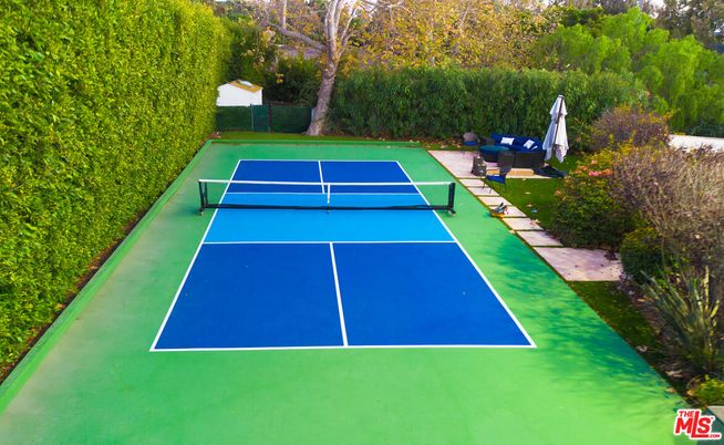 Exterior, Tennis Courts