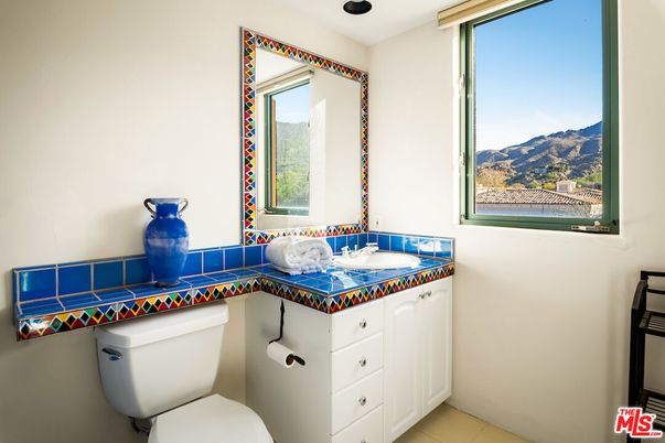 Bathroom, Interior, Recessed Lighting, Tile Countertops