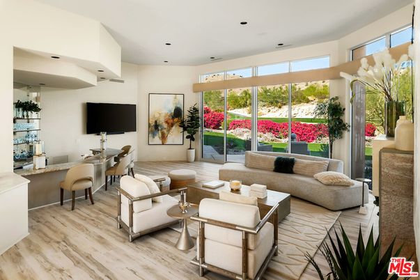 Dining room, Interior, Living room, Recessed Lighting, Wood Texture Flooring