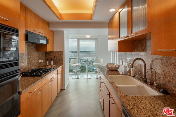 Dining room, Interior, Kitchen, Living room, Recessed Lighting, Wood Texture Flooring