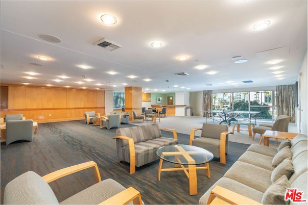 Dining room, Interior, Living room, Recessed Lighting