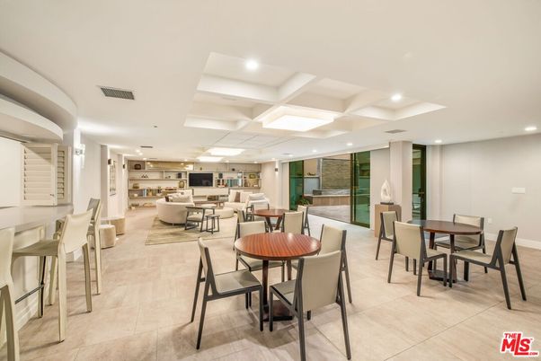 Dining room, Interior, Living room, Recessed Lighting