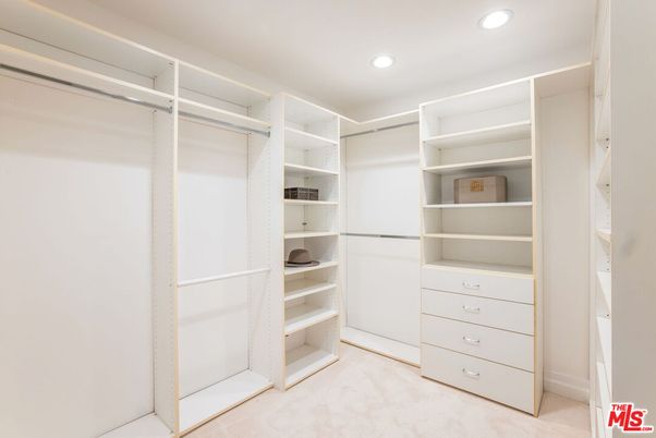 Interior, Recessed Lighting, Walk-in Closets