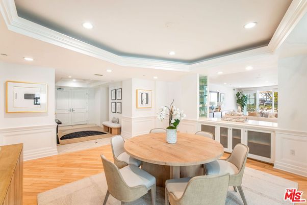 Dining room, Interior, Recessed Lighting, Wood Texture Flooring