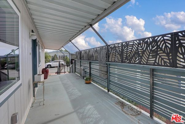 Exterior, Glass Ceilings, Sun Room