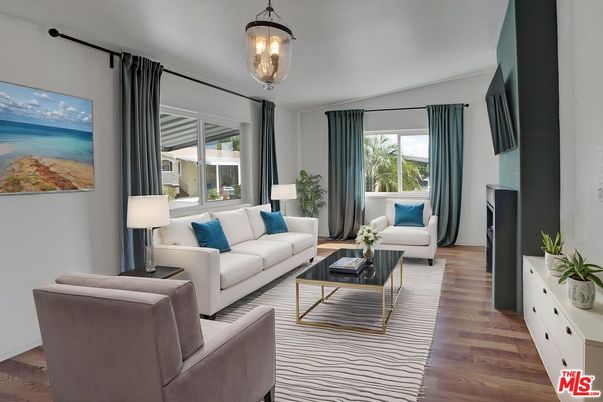 Interior, Living room, Pendant Lights, Wood Texture Flooring