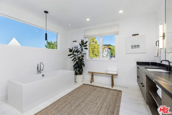 Bathroom, Dual Sink Vanities, Free Standing Baths, Interior, Pendant Lights, Recessed Lighting