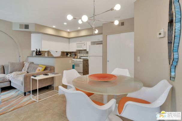 Dining room, Interior, Kitchen, Living room, Pendant Lights, Recessed Lighting